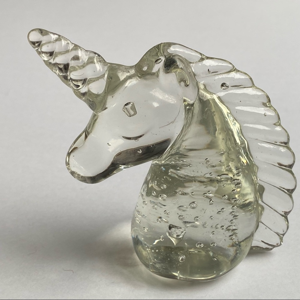 Unicorn Paperweight Hand Blown Art glass 4” clear excellent condition